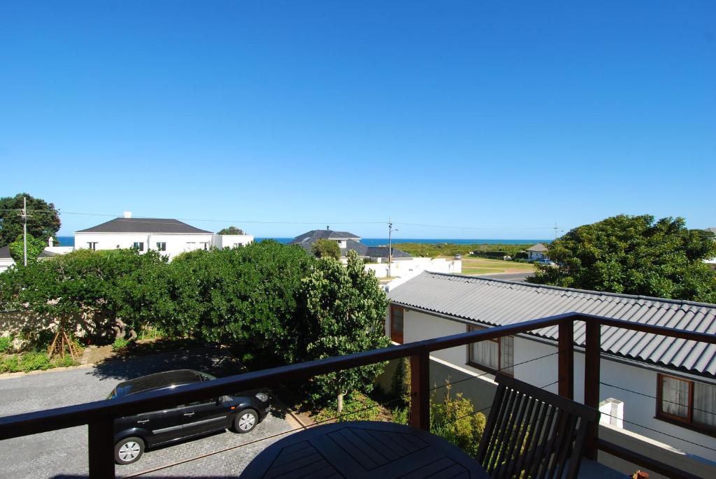 Bamboo Guest House Hermanus Exterior foto